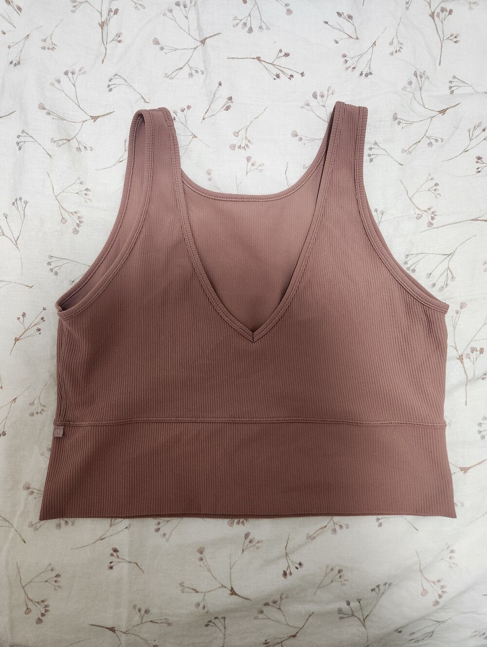 Lululemon pink crop v neck tank top size 14